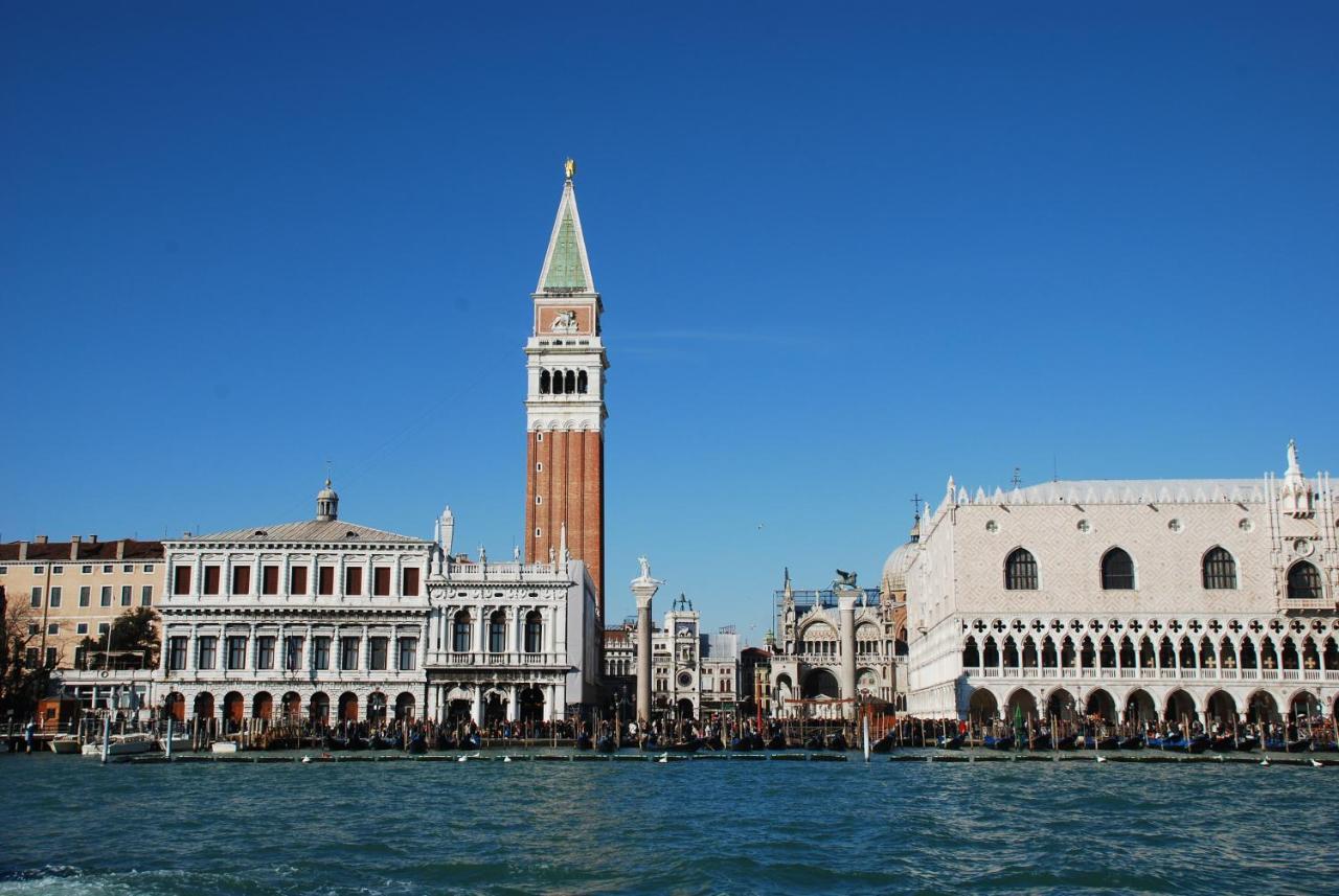 Canal Tron Veneza Exterior foto