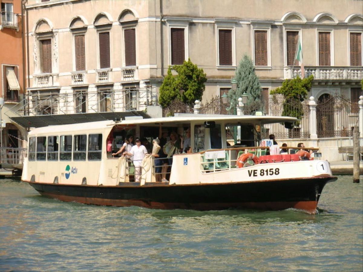 Canal Tron Veneza Exterior foto